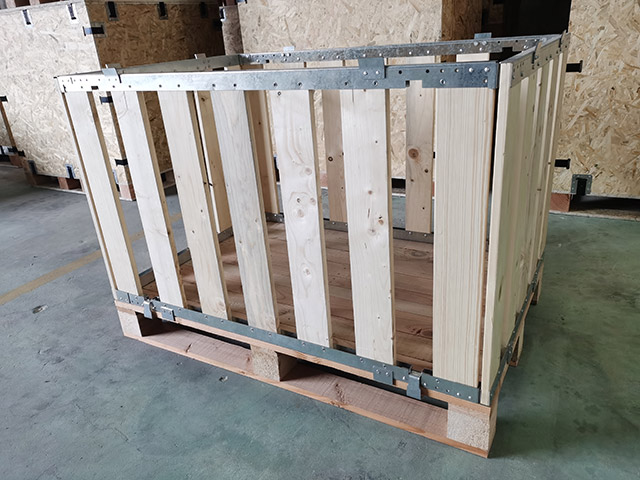 天津围板钢框循环木箱